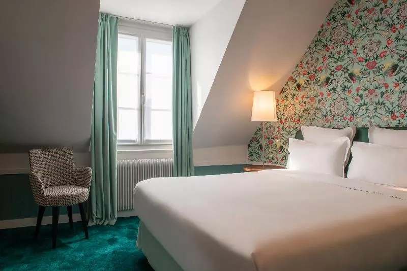 スーペリアールーム, Hôtel Edouard 6 By Malone