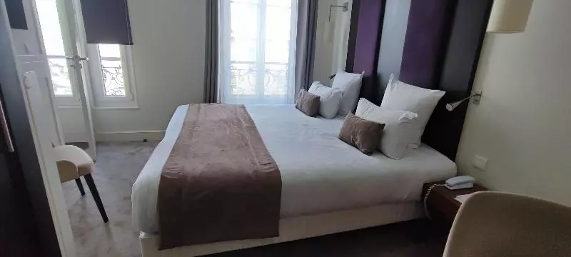 Classic Room