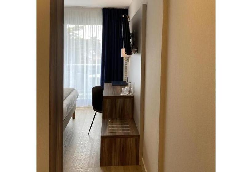 ガーデンビュースタンダードルーム, Europa