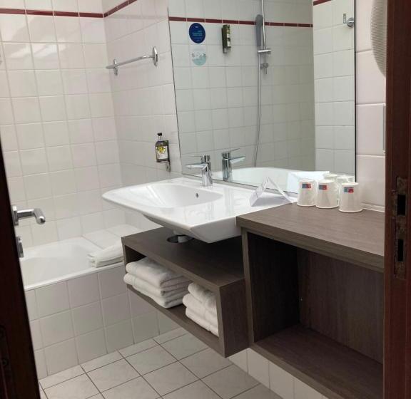 コンフォートトリプルルーム, Europa