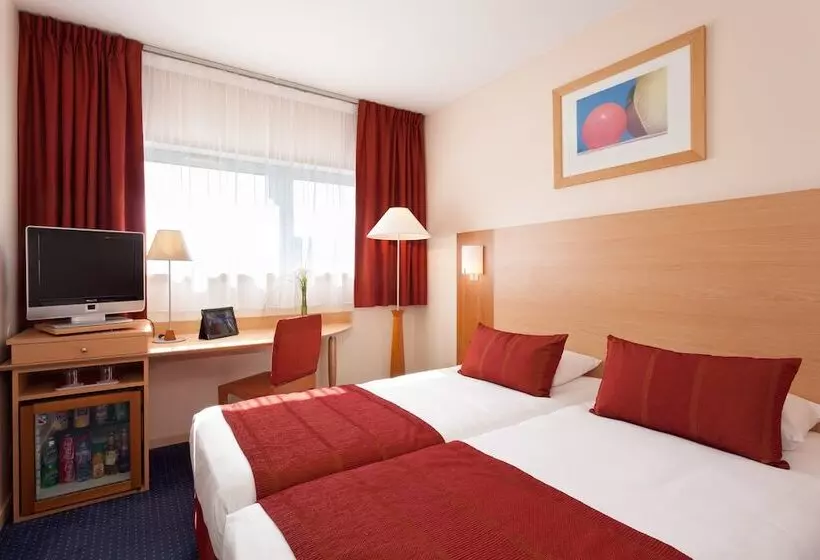 スタンダードルーム, Hôtel Forest Hill Meudon Velizy