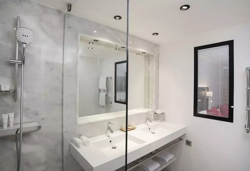 デラックスルーム, Hôtel Forest Hill Meudon Velizy