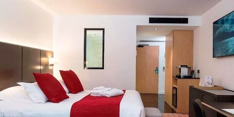 デラックスルーム, Hôtel Forest Hill Meudon Velizy