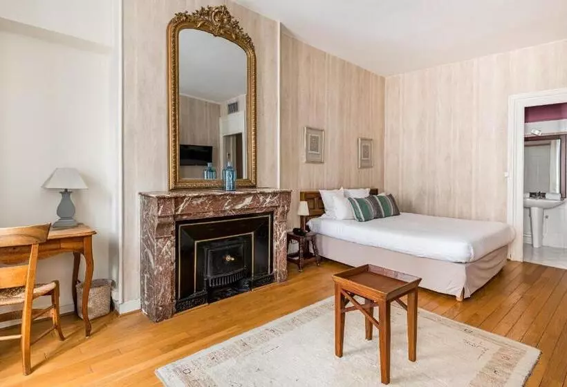 Quarto Superior, Globe Et Cecil