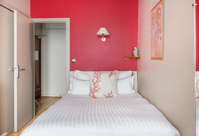 スタンダードシングルルーム, Globe Et Cecil