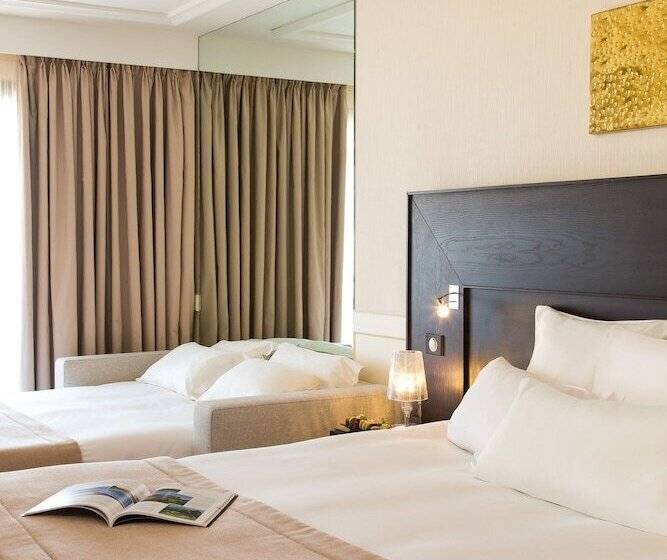 테라스 주니어 스위트, Hôtel Barrière Le Gray D Albion