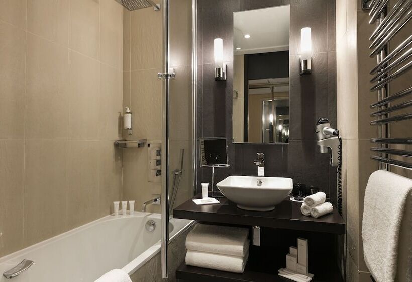 חדר סופריור נוף לגינה, Hôtel Barrière Le Gray D Albion