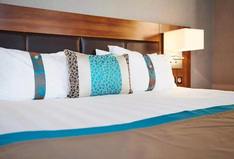 キングサイズベッドのスタンダードルーム, Holiday Inn Nice, An Ihg