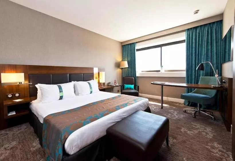 キングサイズベッドのスタンダードルーム, Holiday Inn Nice, An Ihg