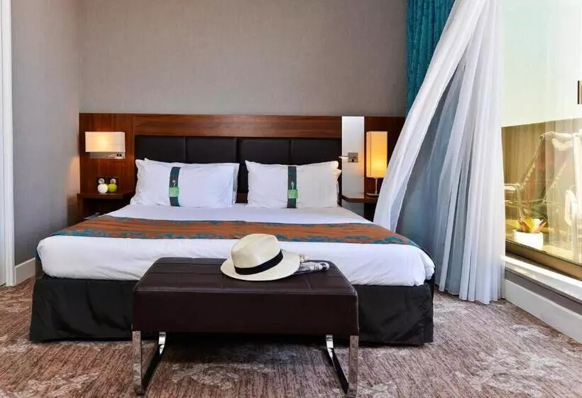 ２ベッドスイートルーム, Holiday Inn Nice, An Ihg