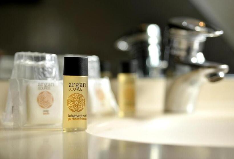 スーペリアファミリールーム, Hôtel D’angleterre Grenoble Hyper Centre