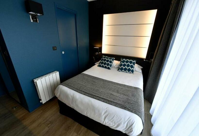 חדר סטנדרט, Des Quatrans