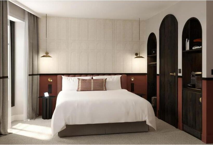 ダブルベッドのスタンダードシングルルーム, Grand Coeur Latin