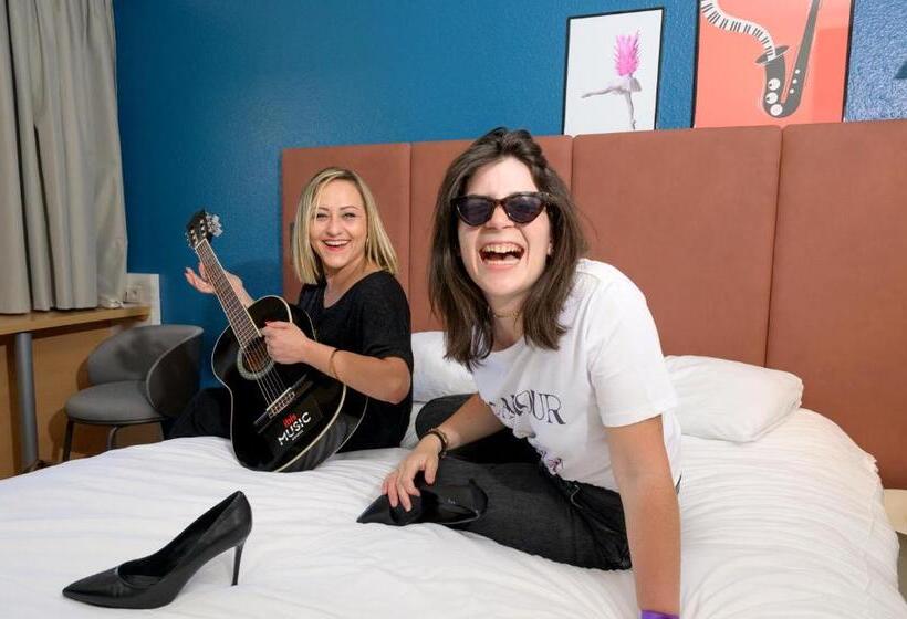 חדר סטנדרט, Ibis Aixenprovence