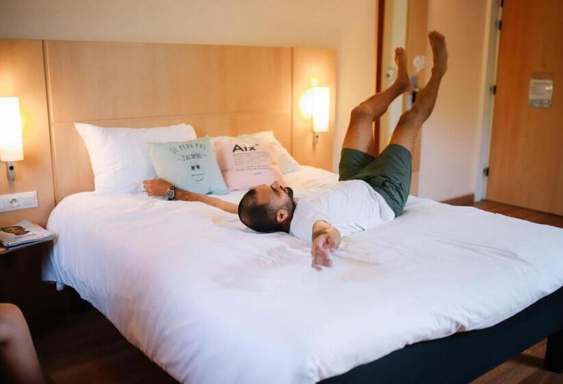 Номер Стандарт Двуспальная Кровать, Ibis Aixenprovence