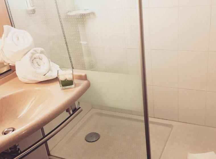 חדר סטנדרט, Ibis Rennes Cesson