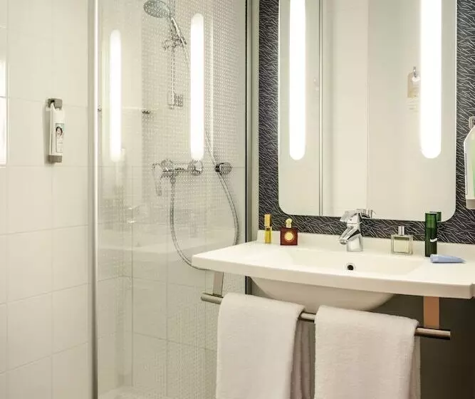 اتاق استاندارد, Ibis Saintomer Centre