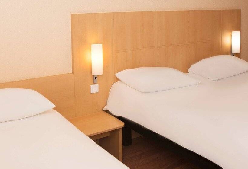 غرفة قياسية, Ibis Saintquentin Basilique