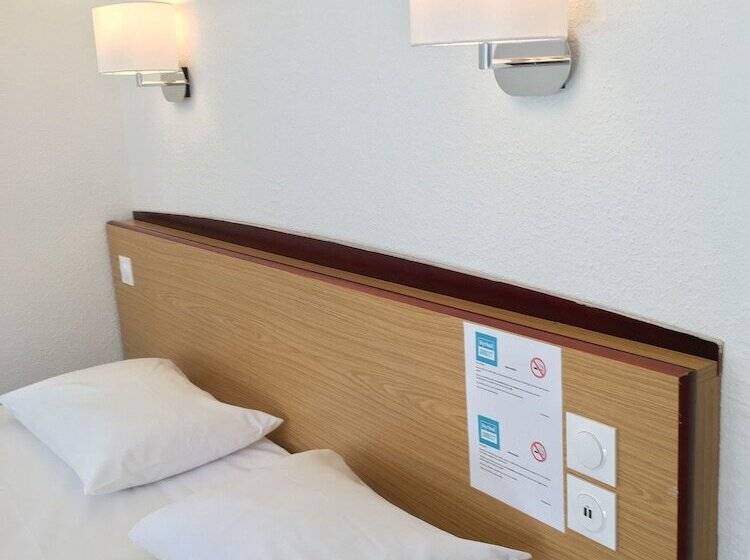 Номер Стандарт, Kyriad Direct Marseille Ouest  Martigues