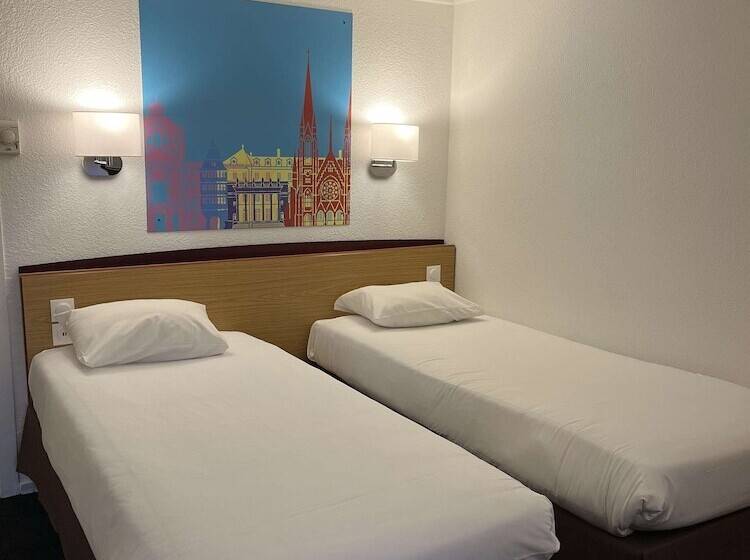 Номер Стандарт, Kyriad Direct Marseille Ouest Martigues