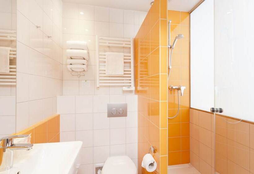 プレステージルーム, Libertel Gare De L'est Francais