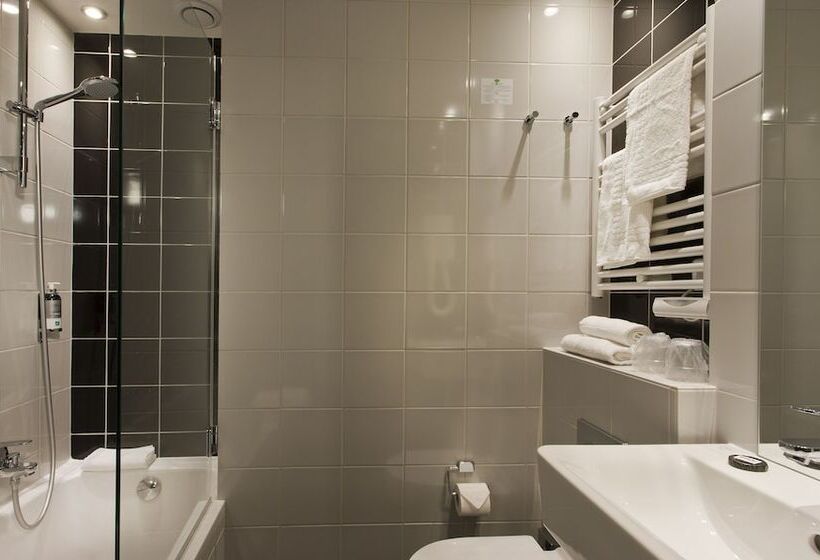 クラブルーム, Libertel Gare De L'est Francais