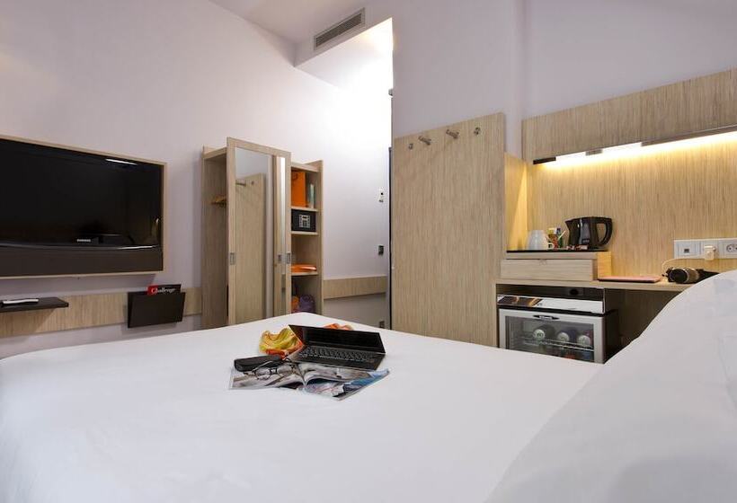 スタンダードシングルルーム, Libertel Gare De L'est Francais