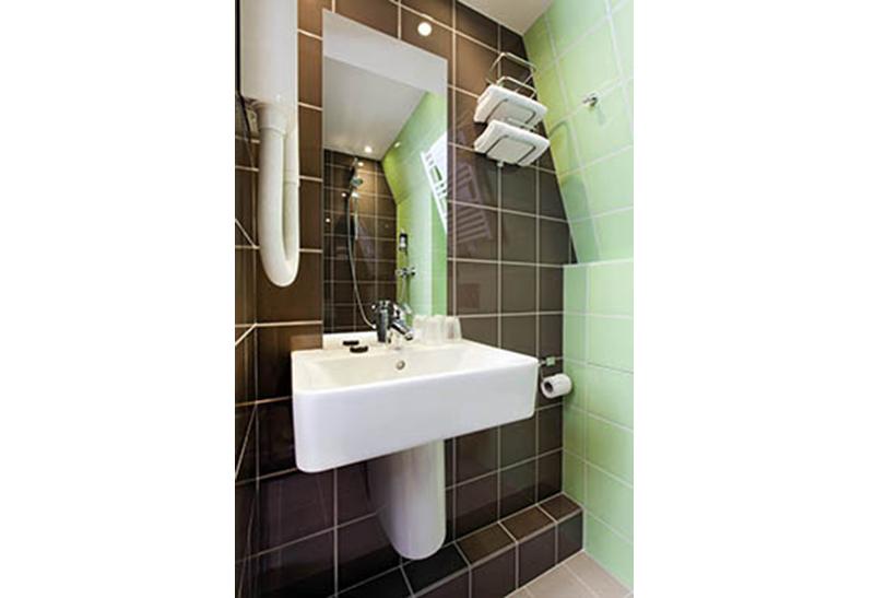 スタンダードシングルルーム, Libertel Gare De L'est Francais