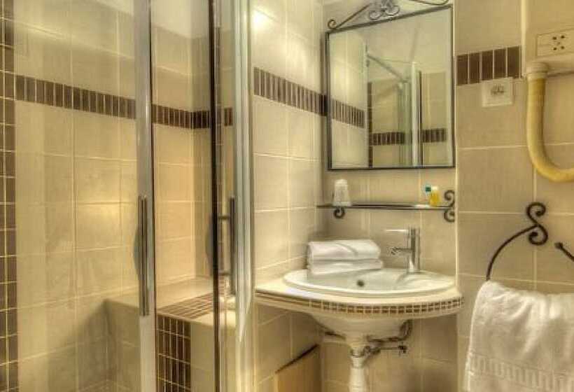 Номер Стандарт, Logis Le Printemps Hôtel Restaurant   Montélimar