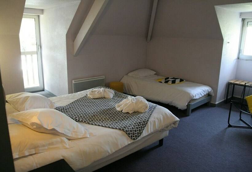 חדר קומפורט לשלושה, La Chaumière Du Bois