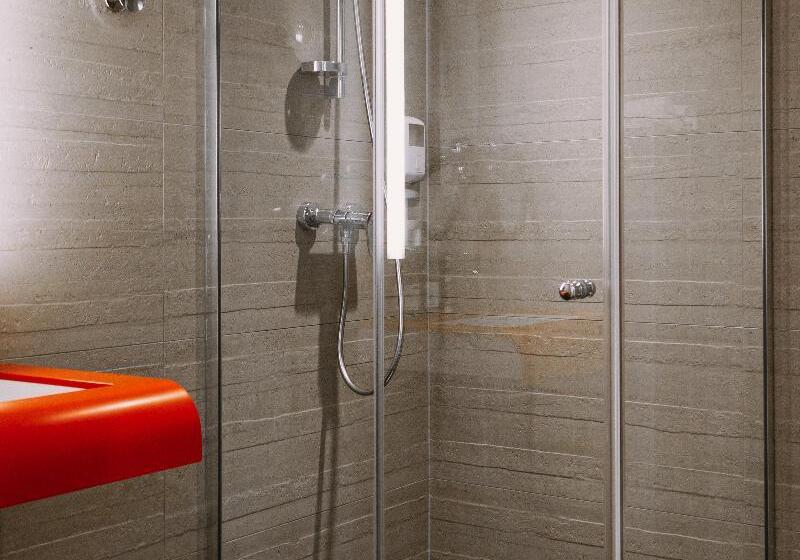 标准间, Clapclap Hôtel, Food & Bar