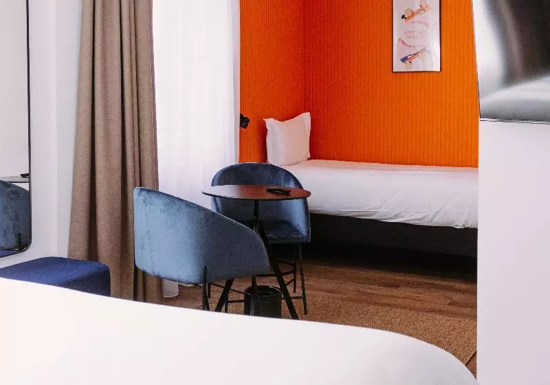 スタンダードトリプルルーム, Clapclap Hôtel, Food & Bar