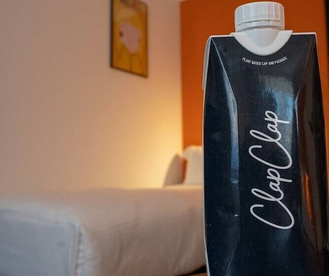 标准单人间, Clapclap Hôtel, Food & Bar