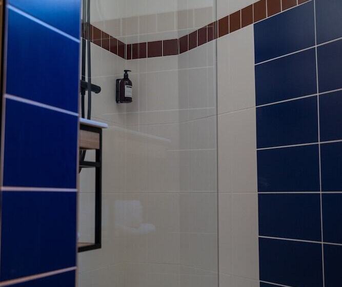 标准间, Clapclap Hôtel, Food & Bar