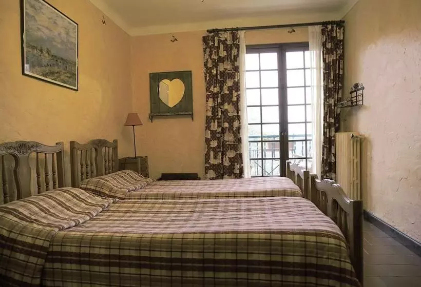 اتاق استاندارد با چشم‌انداز, Auberge De La Madone