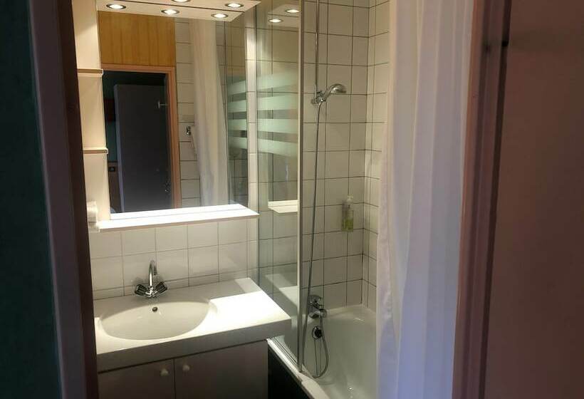 Номер Стандарт, Brit Hotel Florimont