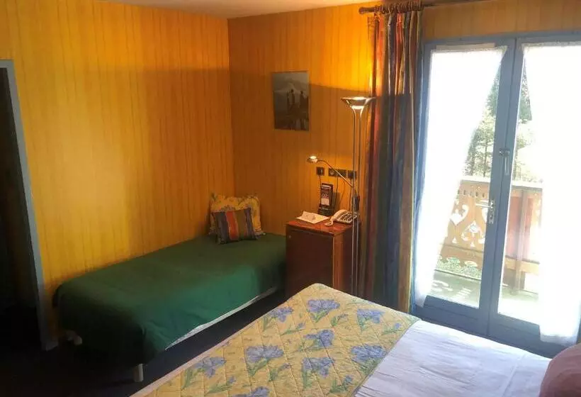 コンフォートトリプルルーム, Brit Hotel Florimont