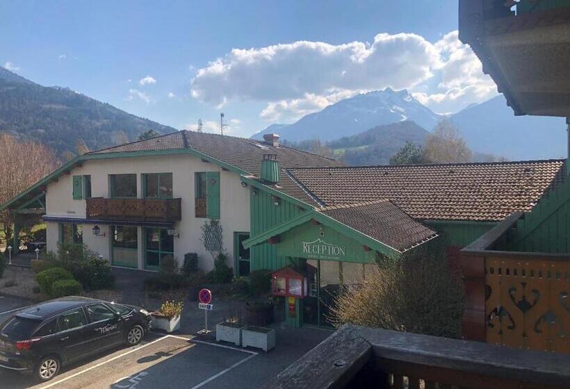 Трехместный Номер Комфорт, Brit Hotel Florimont