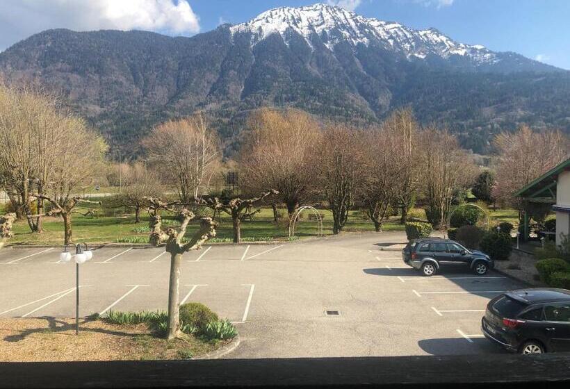 غرفة كومفورت ثلاثية, Brit Hotel Florimont