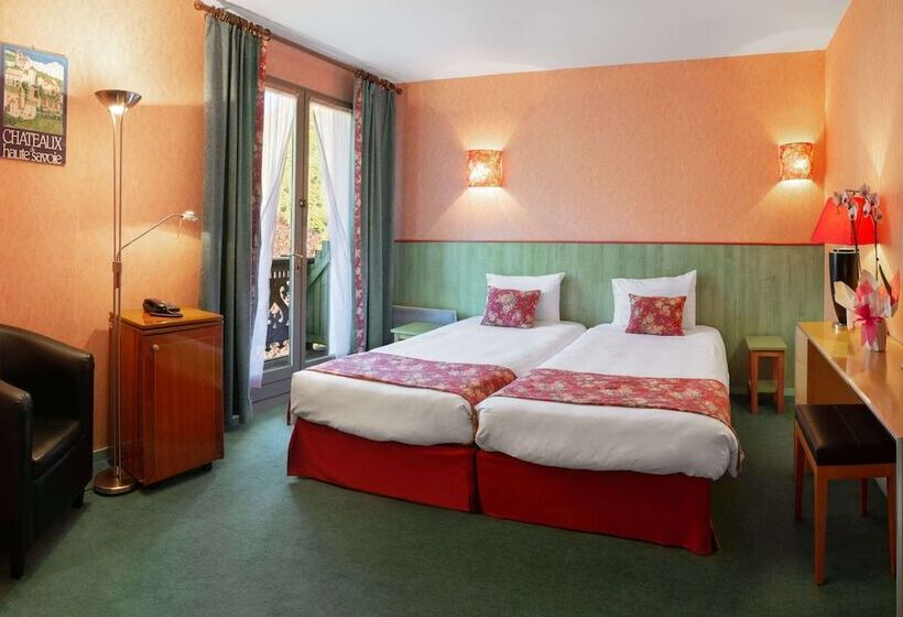 Трехместный Номер Комфорт, Brit Hotel Florimont