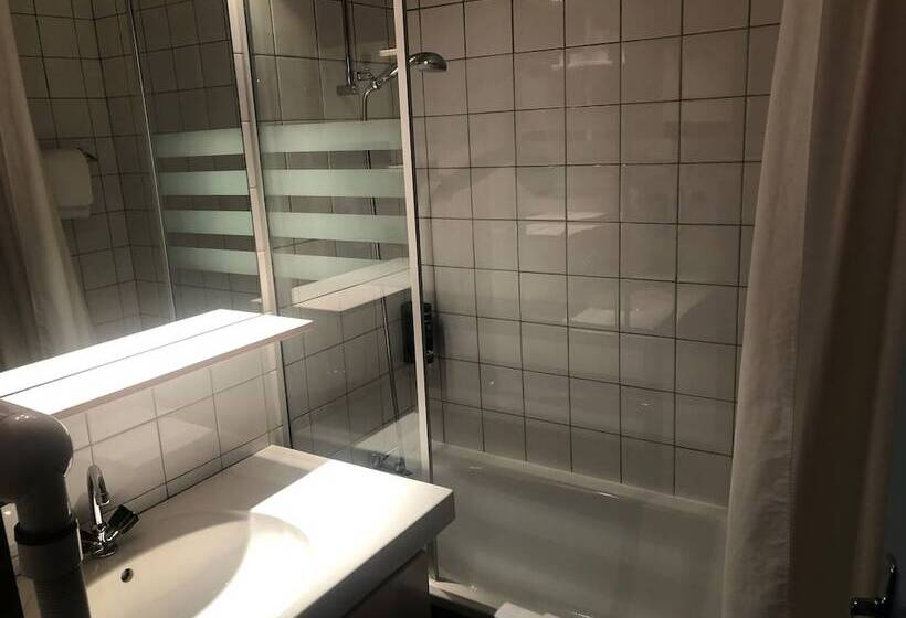 غرفة كومفورت ثلاثية, Brit Hotel Florimont