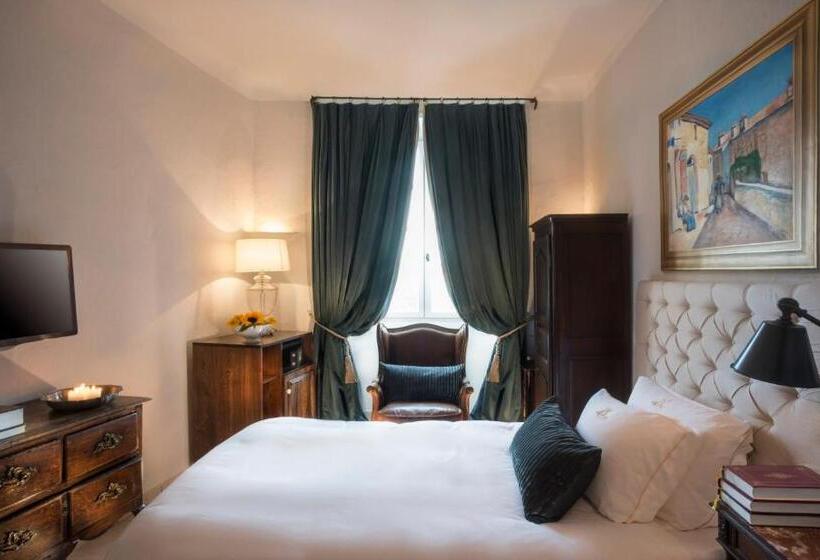 חדר סופריור, Château Le Cagnard