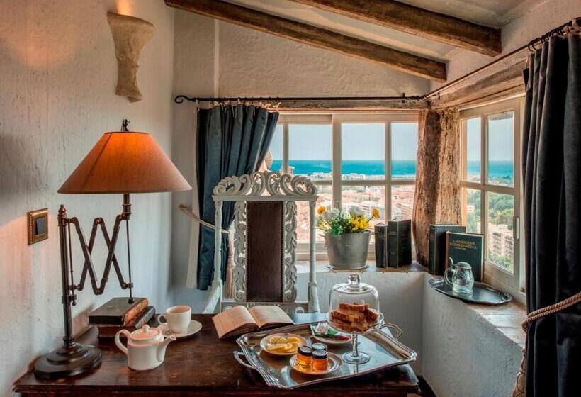 חדר דלוקס, Château Le Cagnard