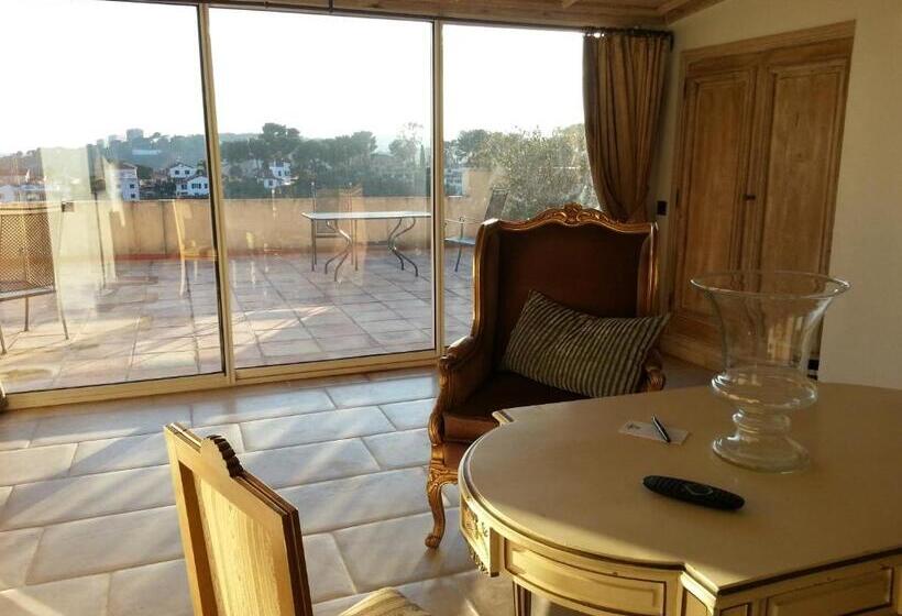 סוויטה יוקרתית, Château Le Cagnard