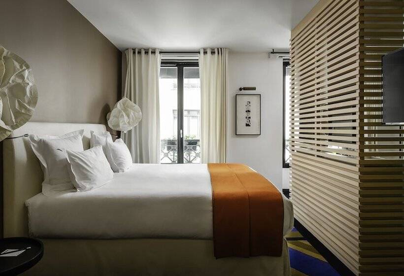 اتاق لوکس, Du Ministere