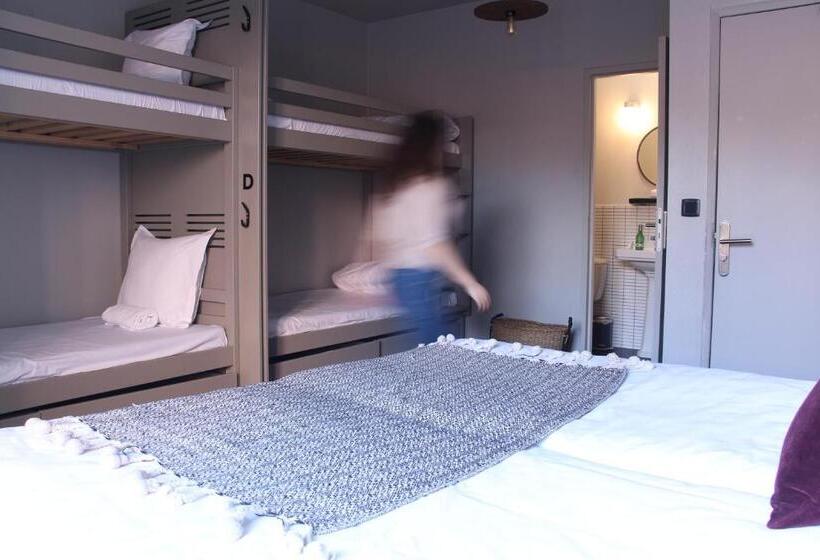 家庭间, Ho36 Hostel