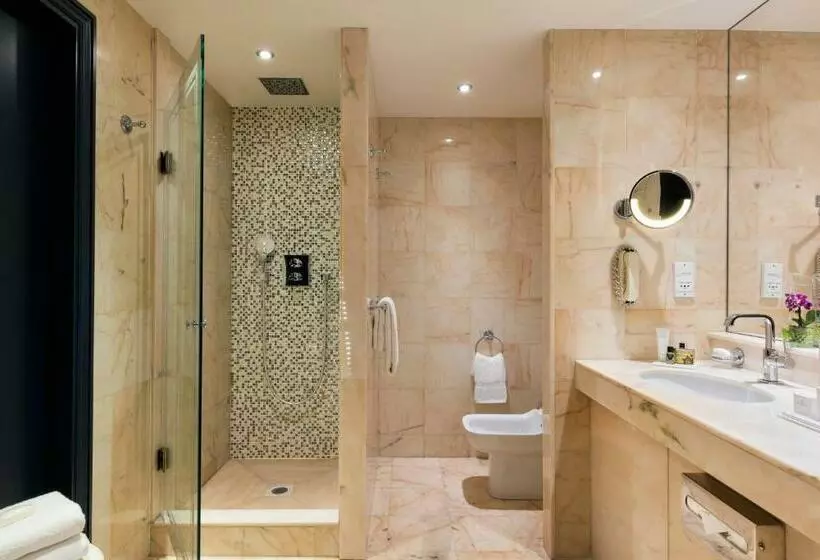 スーペリアースイート, Hôtel Barrière Le Majestic Cannes
