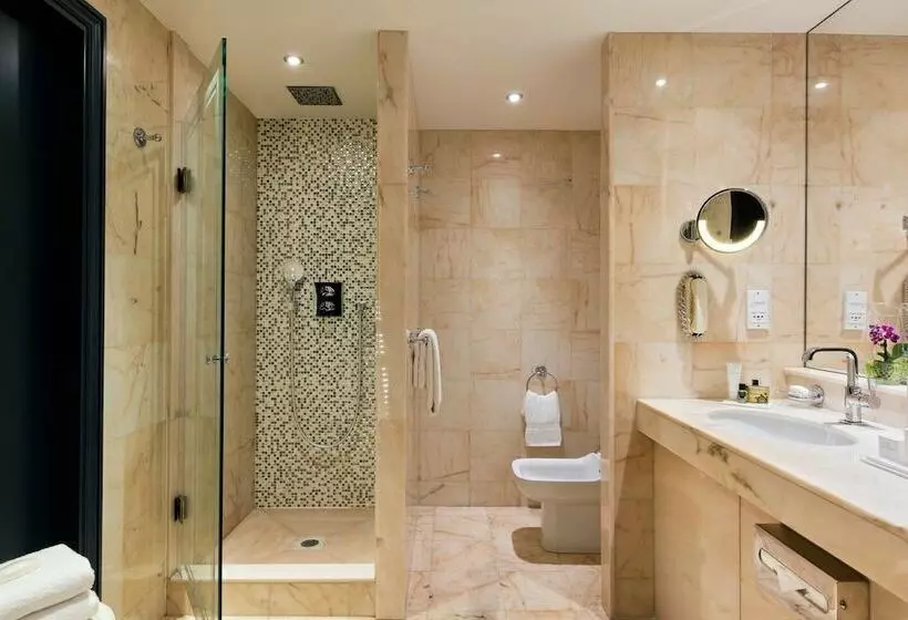 スーペリアースイート, Hôtel Barrière Le Majestic Cannes