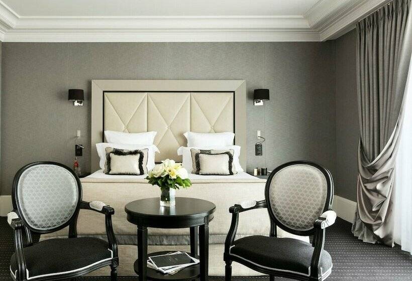 סוויטת סופריור, Hôtel Barrière Le Majestic Cannes