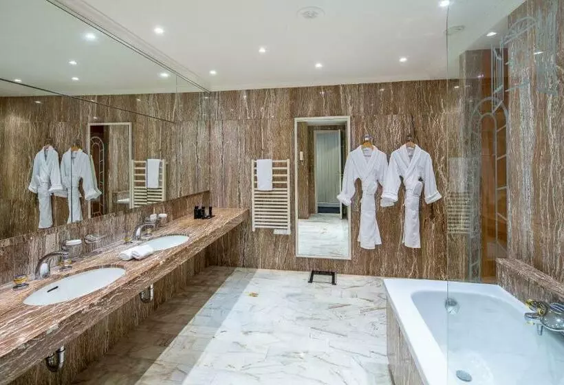 オーシャンビューデラックススイート, Hôtel Barrière Le Majestic Cannes